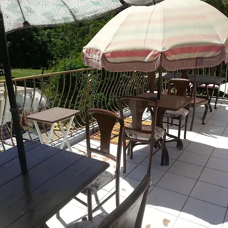 Brise Fraiche De La Montagne-piscine Et Jacuzzi-appartement Au Rez-de-chaussee Apartamento Le Poujol-sur-Orb